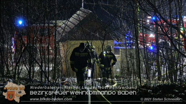 20210111 Brand einer Holzhütte im Waldgebiet Furth a.d.Triesting   Foto: © Stefan Schneider BFKDO Baden