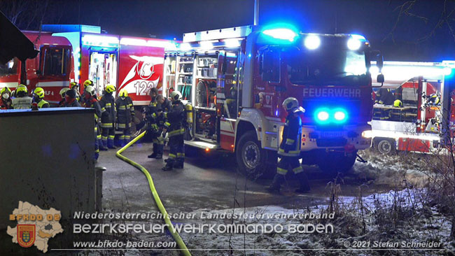 20210111 Brand einer Holzhütte im Waldgebiet Furth a.d.Triesting   Foto: © Stefan Schneider BFKDO Baden