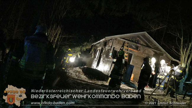 20210111 Brand einer Holzhütte im Waldgebiet Furth a.d.Triesting   Foto: © Stefan Schneider BFKDO Baden