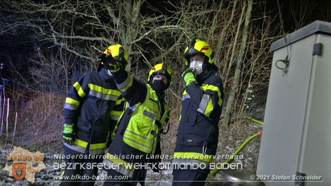 20210111 Brand einer Holzhütte im Waldgebiet Furth a.d.Triesting   Foto: © Stefan Schneider BFKDO Baden