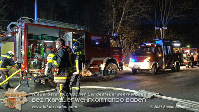 20210111 Brand einer Holzhütte im Waldgebiet Furth a.d.Triesting   Foto: © Stefan Schneider BFKDO Baden
