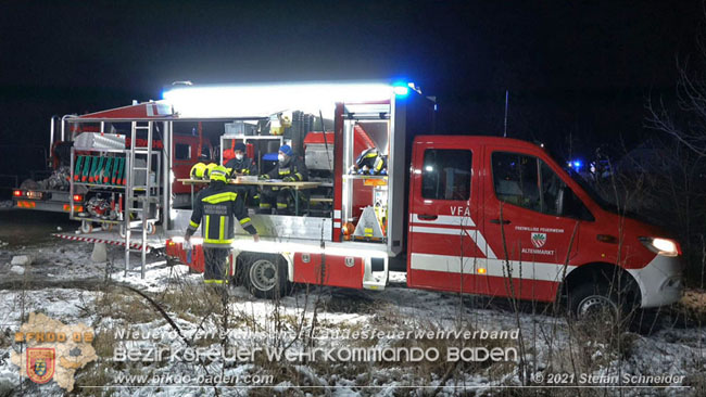 20210111 Brand einer Holzhütte im Waldgebiet Furth a.d.Triesting   Foto: © Stefan Schneider BFKDO Baden