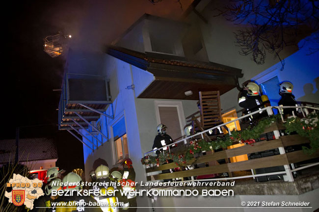 20210114 Brand in einer Traiskirchner Mansardenwohnung   Foto: © Stefan Schneider BFKDO Baden