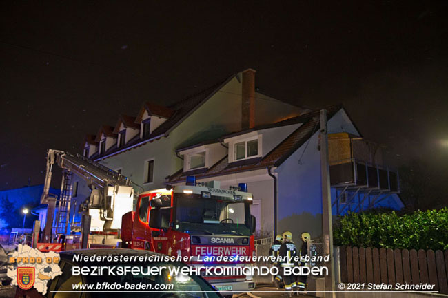 20210114 Brand in einer Traiskirchner Mansardenwohnung   Foto: © Stefan Schneider BFKDO Baden