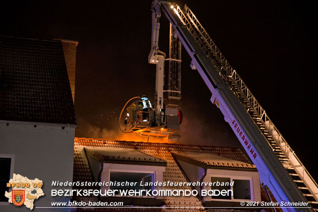 20210114 Brand in einer Traiskirchner Mansardenwohnung   Foto: © Stefan Schneider BFKDO Baden