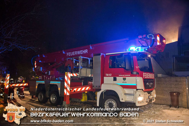 20210114 Brand in einer Traiskirchner Mansardenwohnung   Foto: © Stefan Schneider BFKDO Baden