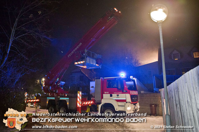 20210114 Brand in einer Traiskirchner Mansardenwohnung   Foto: © Stefan Schneider BFKDO Baden