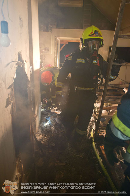 20210114 Brand in einer Traiskirchner Mansardenwohnung   Foto: © Stefan Schneider BFKDO Baden