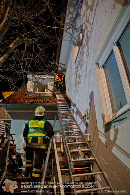 20210114 Brand in einer Traiskirchner Mansardenwohnung   Foto: © Stefan Schneider BFKDO Baden