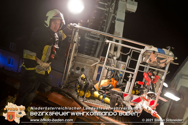 20210114 Brand in einer Traiskirchner Mansardenwohnung   Foto: © Stefan Schneider BFKDO Baden