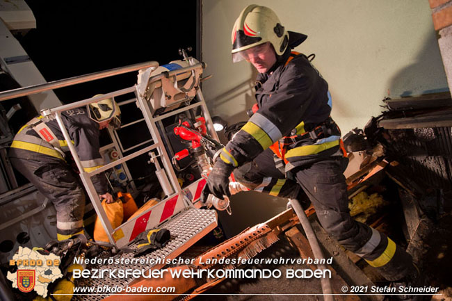 20210114 Brand in einer Traiskirchner Mansardenwohnung   Foto: © Stefan Schneider BFKDO Baden