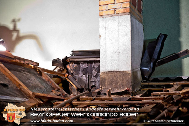 20210114 Brand in einer Traiskirchner Mansardenwohnung   Foto: © Stefan Schneider BFKDO Baden