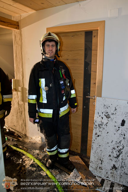20210114 Brand in einer Traiskirchner Mansardenwohnung   Foto: © Stefan Schneider BFKDO Baden