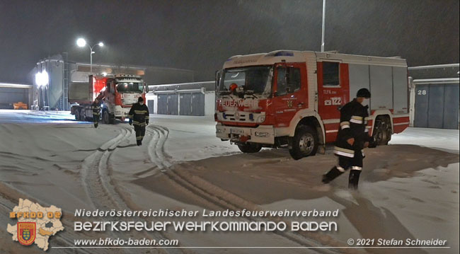 20210126 Totalsperre der A21 wegen haengengebliebener Lkws  Foto: © Stefan Schneider BFKDO Baden