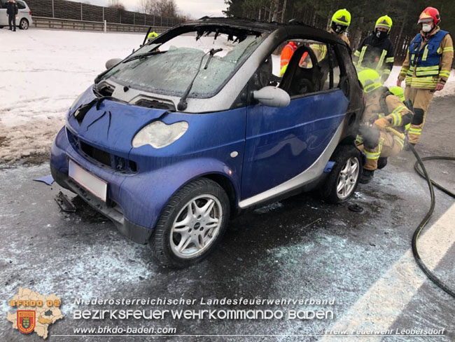 20210128 Fahrzeugbrand auf der A2 bei Leobersdorf  Foto: © Freiwillige Feuerwehr Leobersdorf