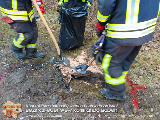 20210219 Verkehrsunfall auf der Umfahrung Oeynhausen   Foto: © Franz Pölleritzer FF Traiskirchen-Stadt 