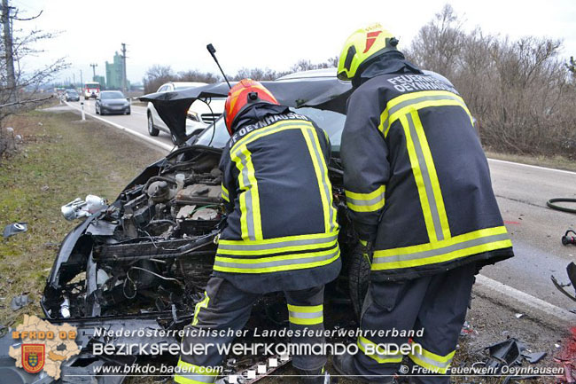 20210219 Verkehrsunfall auf der Umfahrung Oeynhausen   Foto: © Freiwillige Feuerwehr Oeynhausen