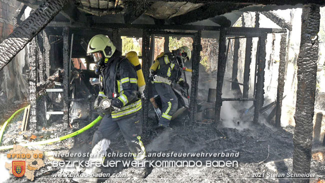 20210315 Brand im Leobersdorfer Siedlungsgebiet  Foto: © Stefan Schneider BFKDO BADEN