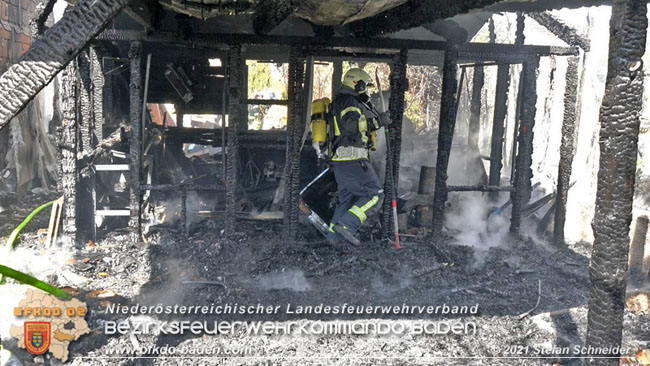 20210315 Brand im Leobersdorfer Siedlungsgebiet  Foto: © Stefan Schneider BFKDO BADEN