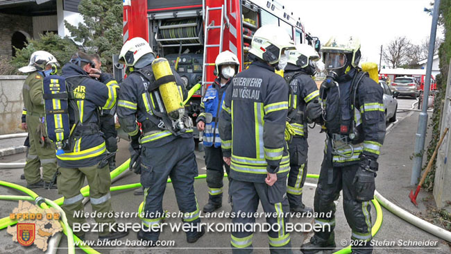 20210315 Brand im Leobersdorfer Siedlungsgebiet  Foto: © Stefan Schneider BFKDO BADEN