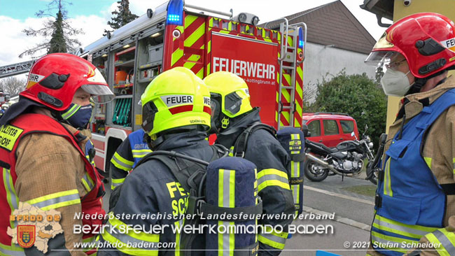 20210315 Brand im Leobersdorfer Siedlungsgebiet  Foto: © Stefan Schneider BFKDO BADEN