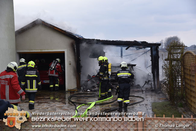 20210323 Carport und Garage in Brand in Landegg  Foto: © Thomas Lenger