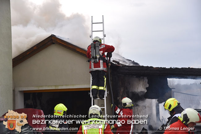 20210323 Carport und Garage in Brand in Landegg  Foto: © Thomas Lenger