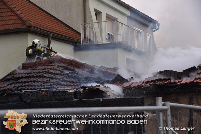 20210323 Carport und Garage in Brand in Landegg  Foto: © Thomas Lenger