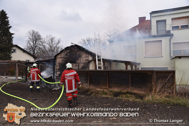 20210323 Carport und Garage in Brand in Landegg  Foto: © Thomas Lenger