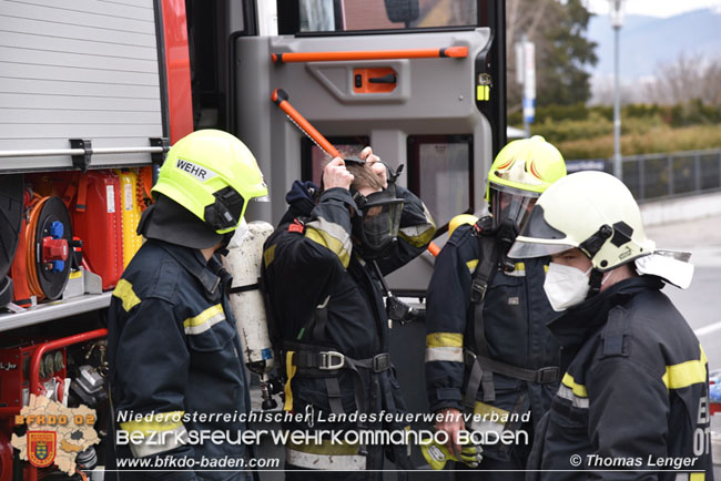 20210323 Carport und Garage in Brand in Landegg  Foto: © Thomas Lenger