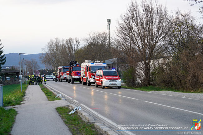 20210402 Tödlicher Verkehrsunfall in Tribuswinkel Foto: © Ing. Daniel Bartmann 20210402 Tödlicher Verkehrsunfall in Tribuswinkel Foto: © Ing. Daniel Bartmann