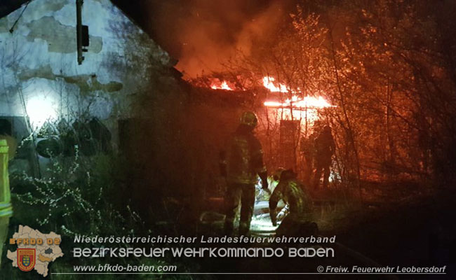 20210421 Brand eines leerstehenden Gebaeudes in Leobersdorf  Foto: © Freiwillige Feuerwehr Leobersdorf