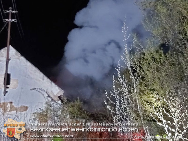 20210421 Brand eines leerstehenden Gebaeudes in Leobersdorf  Foto: © Freiwillige Feuerwehr Leobersdorf