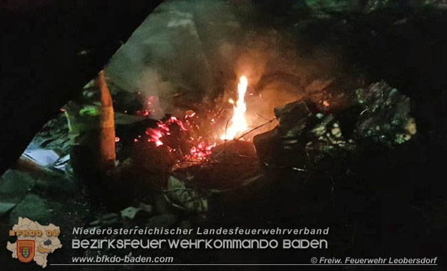 20210421 Brand eines leerstehenden Gebaeudes in Leobersdorf  Foto: © Freiwillige Feuerwehr Leobersdorf