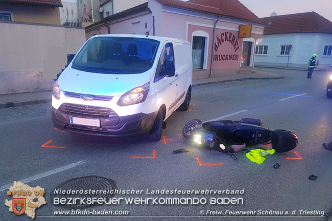 20210426  Verkehrsunfall zwischen Klein Lkw und Motorrad  Fotos: SB ÖA Christopher Neumayer FF Schönau/Triesting