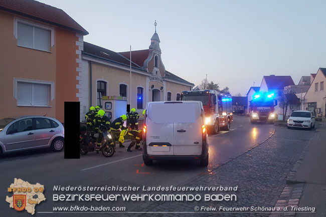 20210426  Verkehrsunfall zwischen Klein Lkw und Motorrad  Fotos: SB ÖA Christopher Neumayer FF Schönau/Triesting