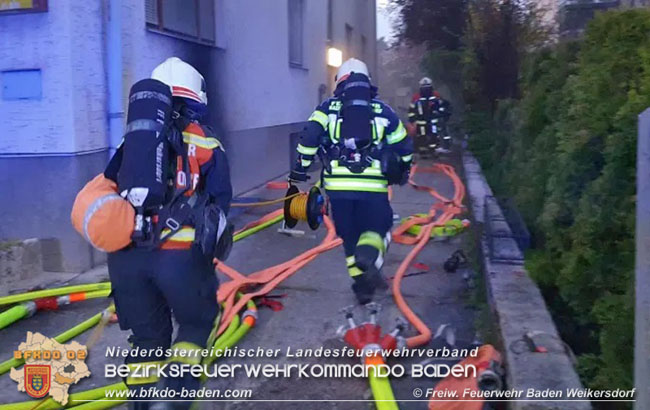 20210427 Wohnungsbrand mit schwerverletzter Frau im Badener Ortsteil Weikersdorf  Foto: © Freiwillige Feuerwehr Baden-Weikersdorf