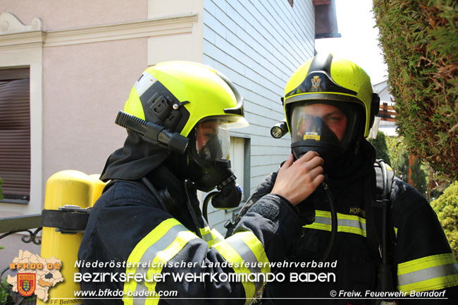 20210503 Wohnhausbrand mit Personenrettung in Berndorf  Foto: © Freiwillige Feuerwehr Berndorf-Stadt