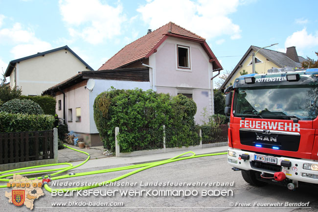 20210503 Wohnhausbrand mit Personenrettung in Berndorf  Foto: © Freiwillige Feuerwehr Berndorf-Stadt