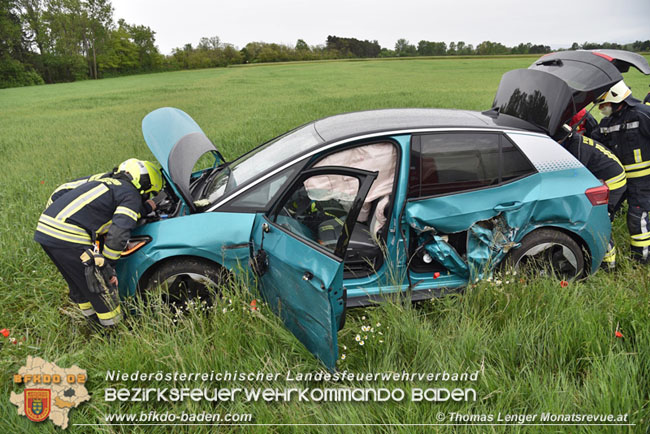 20210525 Verkehrsunfall auf der LB60 zwischen Unterwaltersdorf und Reisenberg  Foto: © Thomas Lenger Monatsreuve