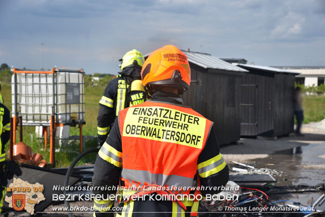 20210531 Brennende Ladung auf einem Kleintransporter  Foto: © Thomas Lenger Monatsrevue.at 