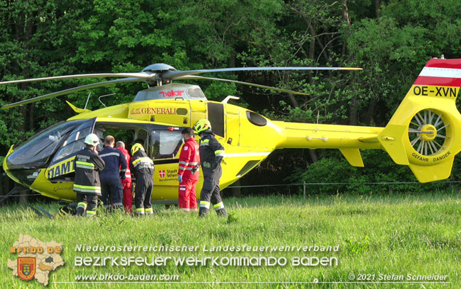 20210531 Menschenrettung nach Verkehrsunfall auf der L110 bei Klausen-Leopoldsdorf  Foto: © Stefan Schneider BFKDO Baden