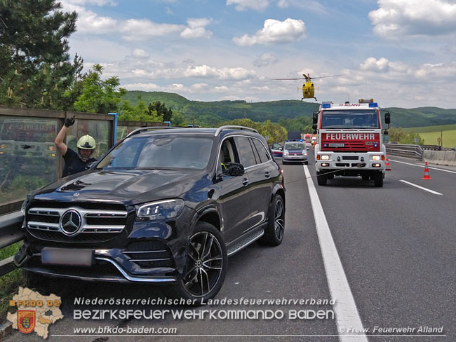 20210601 Verkehrsunfall auf der A21 zwischen Mayerling und Heiligenkreuz  Foto: © SB ÖA Alexandra Dietl Freiwillige Feuerwehr Alland