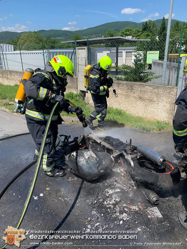 20210613 Brand eines Motorrades auf der B212 Möllersdorf Foto: © Freiwillige Feuerwehr Möllersdorf 20210613 Brand eines Motorrades auf der B212 Möllersdorf Foto: © Freiwillige Feuerwehr Möllersdorf