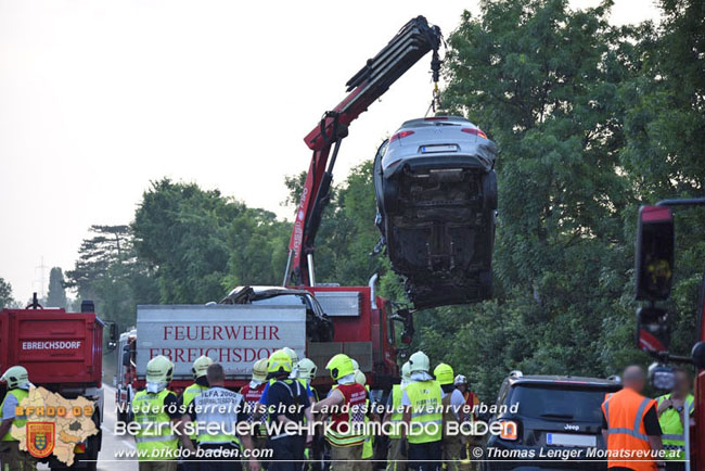 20210624 Mennschenrettung nach Verkehrsunfall auf der B210 Foto: © Thomas Lenger Monatsrevue.at