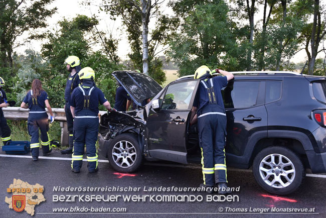 20210624 Mennschenrettung nach Verkehrsunfall auf der B210 Foto: © Thomas Lenger Monatsrevue.at