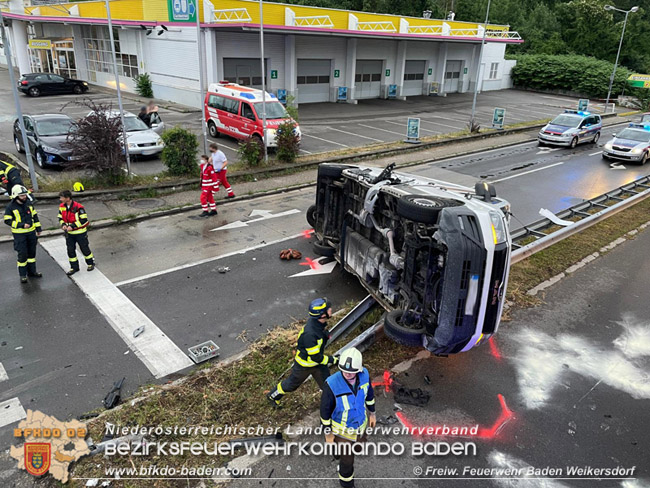 20210625 Verkehrsunfall in Baden  Foto: © Freiwillige Feuerwehr Baden Weikersdorf