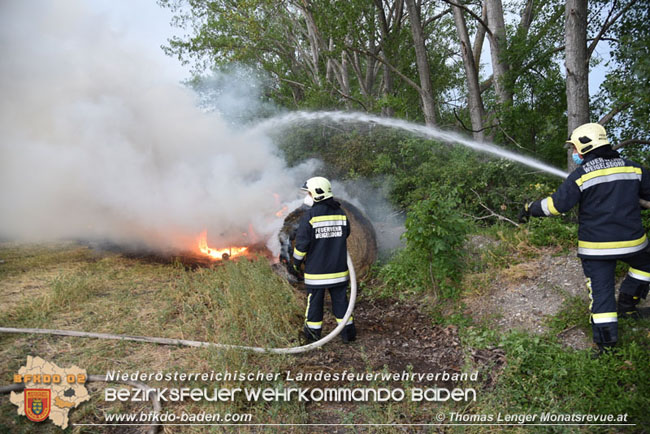 20210630 Brand von Rundstrohballen in Weigelsdorf  Foto: © Thomas Lenger