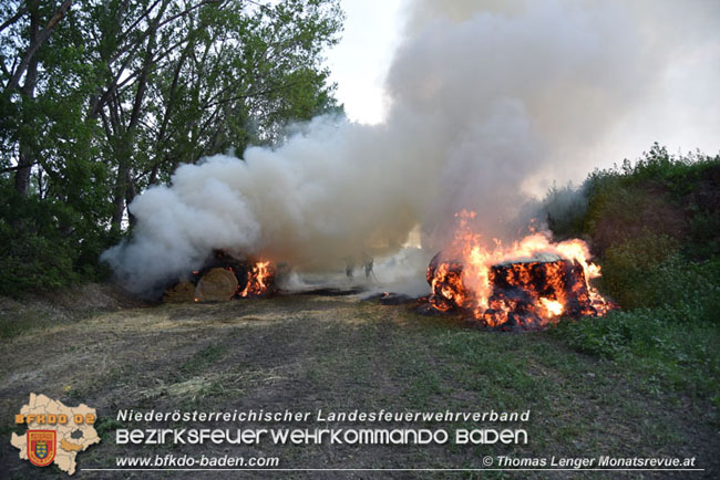 20210630 Brand von Rundstrohballen in Weigelsdorf  Foto: © Thomas Lenger