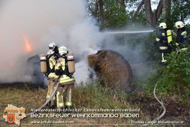 20210630 Brand von Rundstrohballen in Weigelsdorf  Foto: © Thomas Lenger